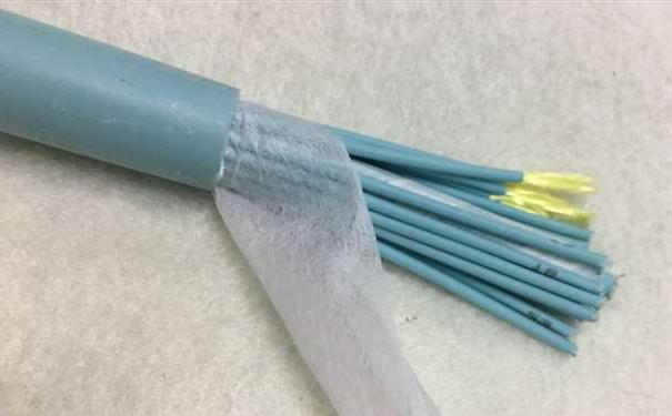 顺义区欧孚光缆厂家：室内光缆和室外光缆的区别